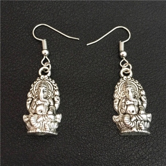 π΄ SALE ! red dot items are 2 for $25 . Bundle more than 3 and its $10 each π - Picture 5 of 10